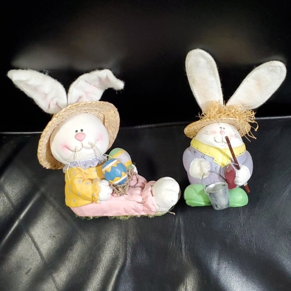 Easter Bunnies Adorable Easter Bunny pair